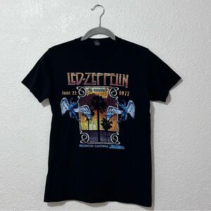 Led Zepplin short sleeve shirt black size small
